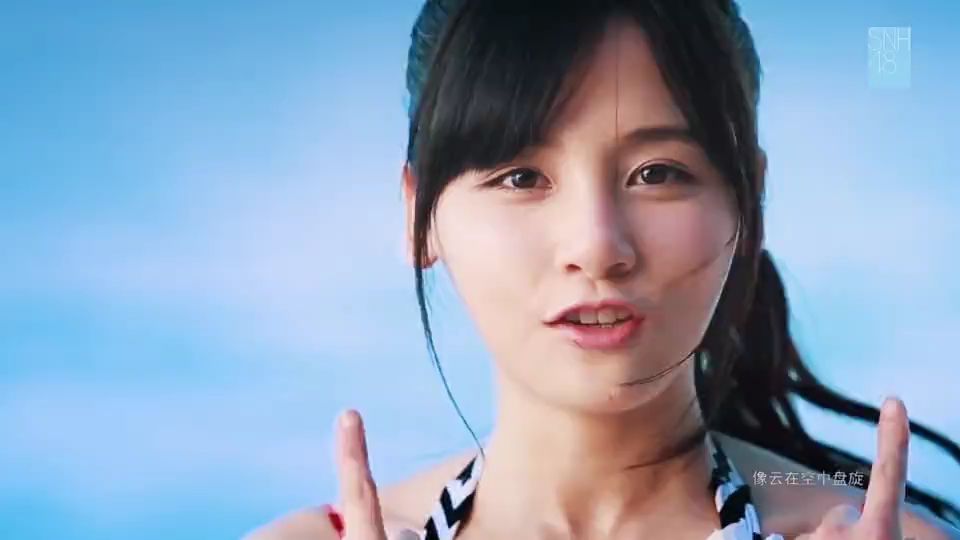 女团比基尼热舞